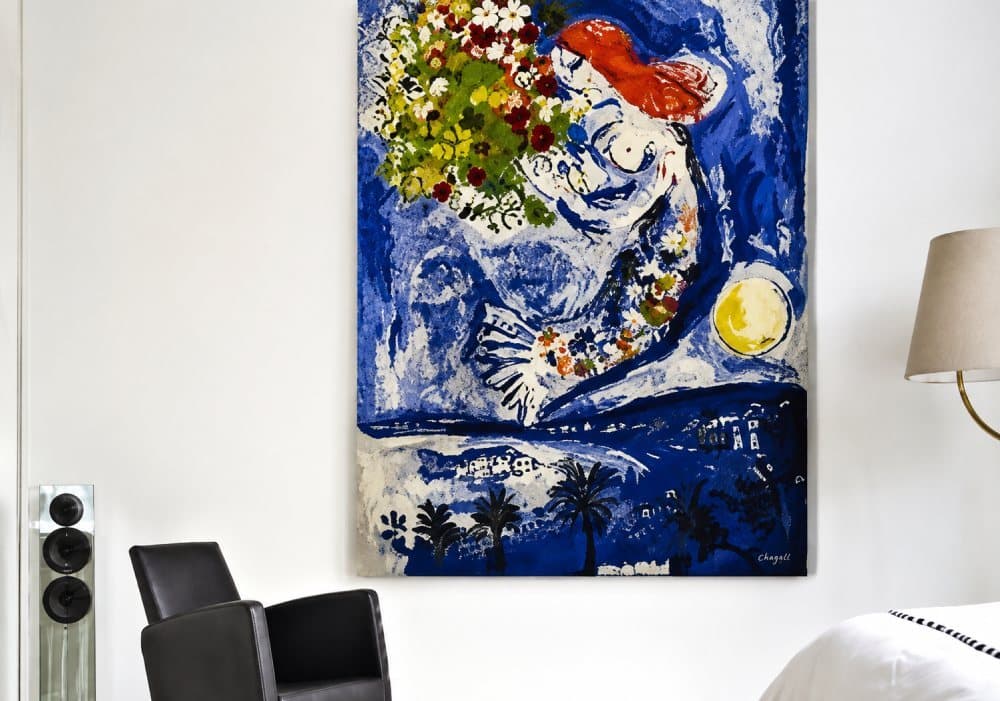 Glass loudspeaker beside a painting in the Waterfall Mansion
